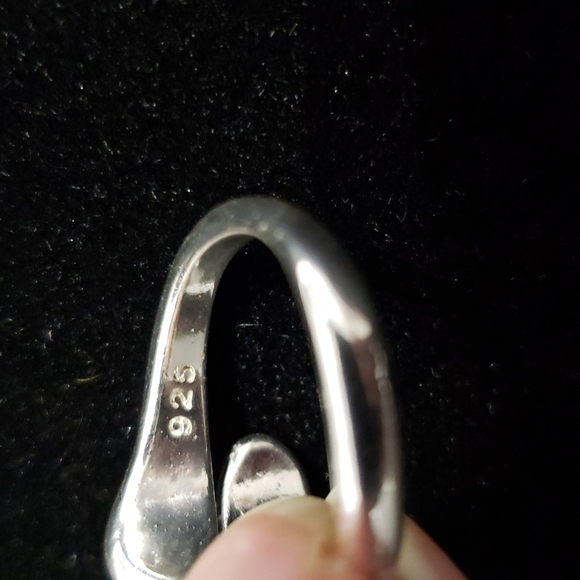 FINAL SALE Silver Teardrop Ring - Picture 4 of 5